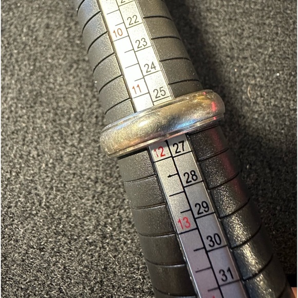 Men’s size 11.5 silver titanium wedding band, and/or everyday ring. 25mm. EUC - Picture 2 of 7